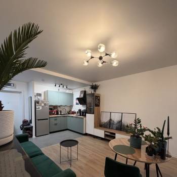Продается 1-комнатная квартира, 41,3 м²