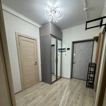 Продается 1-комнатная квартира, 43 м²