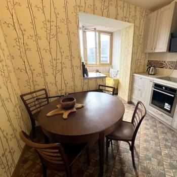 Сдается 2-х комнатная квартира, 60 м²