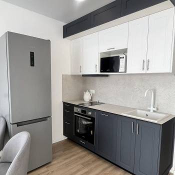 Сдается 1-комнатная квартира, 43 м²