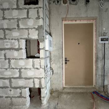 Продается 1-комнатная квартира, 70,4 м²
