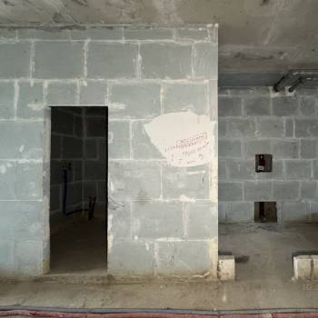 Продается 1-комнатная квартира, 70,4 м²