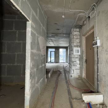 Продается 1-комнатная квартира, 70,4 м²
