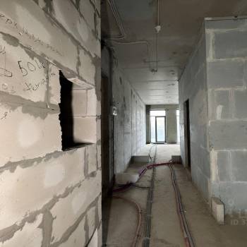 Продается 1-комнатная квартира, 70,4 м²