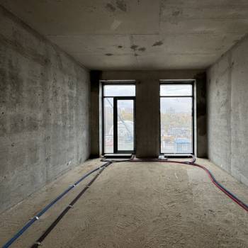 Продается 1-комнатная квартира, 70,4 м²