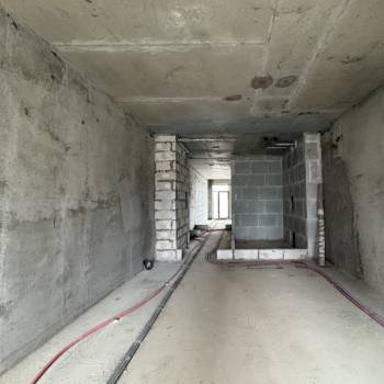 Продается 1-комнатная квартира, 70,4 м²