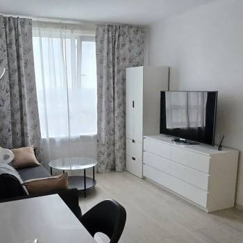 Сдается 1-комнатная квартира, 45,2 м²