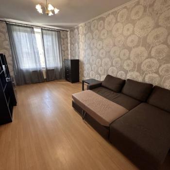 Сдается 1-комнатная квартира, 46 м²