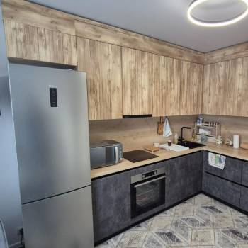 Продается 1-комнатная квартира, 40,6 м²