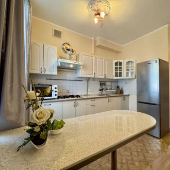 Продается 1-комнатная квартира, 33 м²