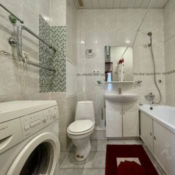 Продается 1-комнатная квартира, 33 м²