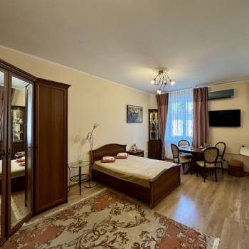 Продается 1-комнатная квартира, 33 м²
