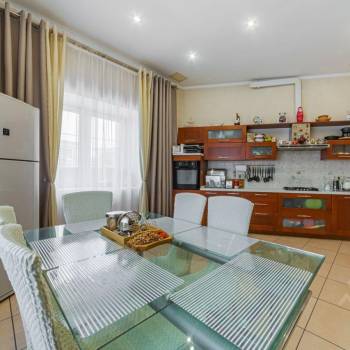Продается Дом, 340 м²