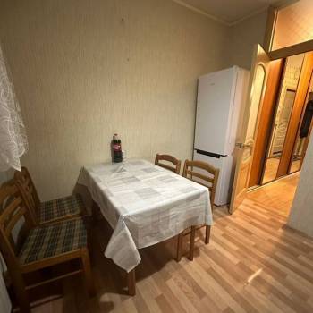 Сдается Многокомнатная квартира, 75 м²