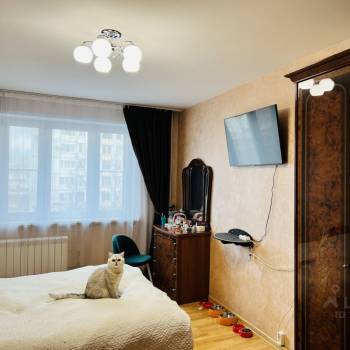 Продается Многокомнатная квартира, 92,4 м²