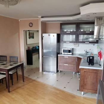Сдается Многокомнатная квартира, 100 м²