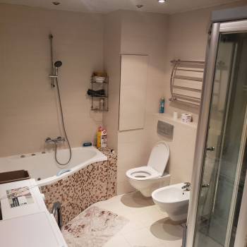 Сдается Многокомнатная квартира, 100 м²