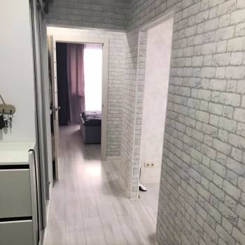 Продается 3-х комнатная квартира, 77 м²