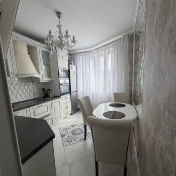 Сдается 1-комнатная квартира, 38 м²