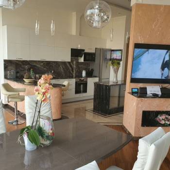Сдается Многокомнатная квартира, 160 м²