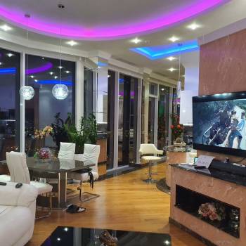 Сдается Многокомнатная квартира, 160 м²