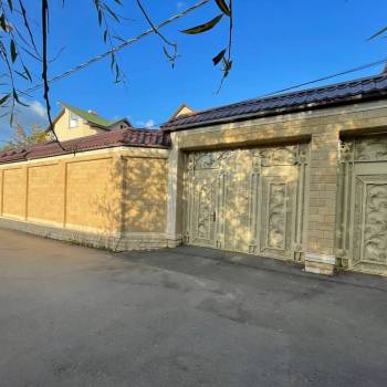 Продается Дом, 240 м²