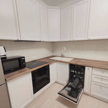 Продается 1-комнатная квартира, 41,9 м²