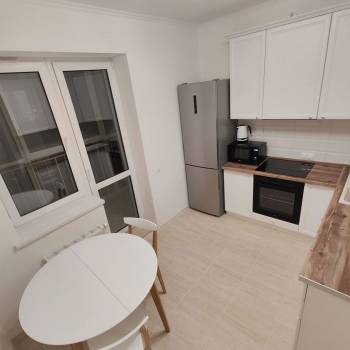 Продается 1-комнатная квартира, 41,9 м²