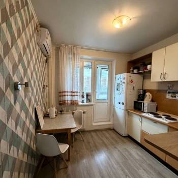 Сдается 1-комнатная квартира, 41,4 м²