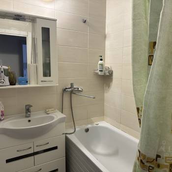Продается 1-комнатная квартира, 40 м²