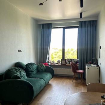 Сдается 1-комнатная квартира, 46 м²