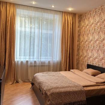 Сдается 2-х комнатная квартира, 75 м²