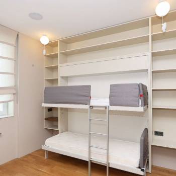 Продается 2-х комнатная квартира, 90 м²