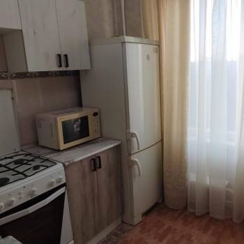 Сдается Многокомнатная квартира, 60 м²