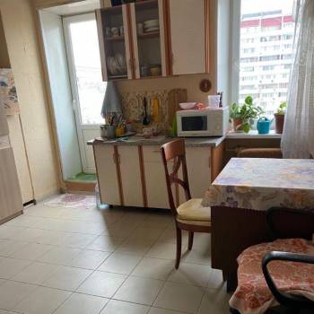Сдается Комната, 140 м²