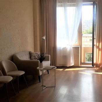 Сдается 1-комнатная квартира, 50 м²