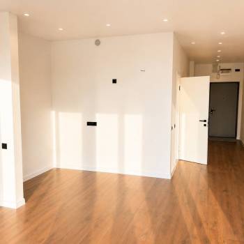 Продается 2-х комнатная квартира, 58 м²