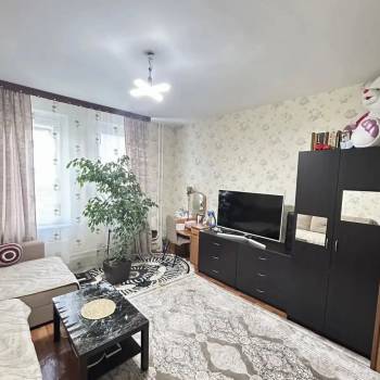 Продается 1-комнатная квартира, 38,6 м²