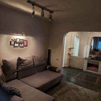 Сдается Многокомнатная квартира, 90 м²