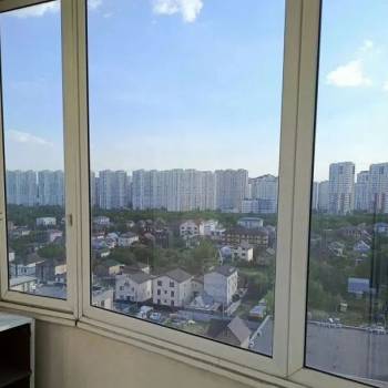 Продается 1-комнатная квартира, 37 м²