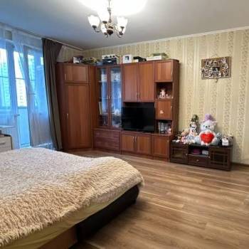 Сдается 1-комнатная квартира, 38 м²