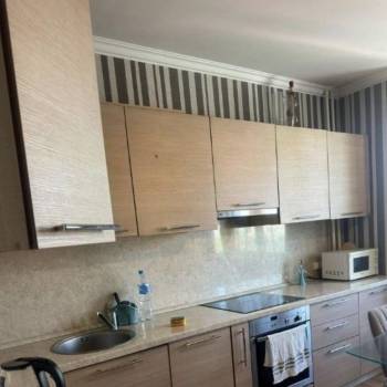 Сдается 1-комнатная квартира, 45 м²