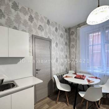 Продается 3-х комнатная квартира, 64 м²