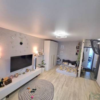 Продается 1-комнатная квартира, 35 м²