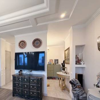 Продается Многокомнатная квартира, 120 м²