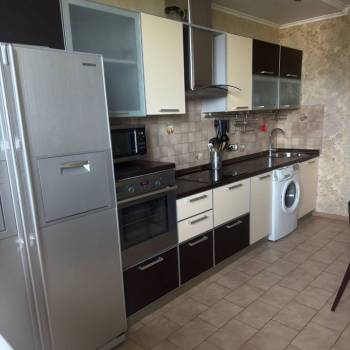 Сдается Многокомнатная квартира, 98 м²