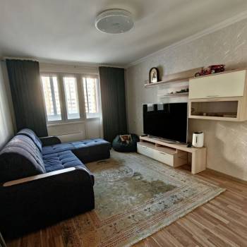 Продается 1-комнатная квартира, 37,6 м²
