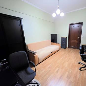 Продается Многокомнатная квартира, 98,7 м²