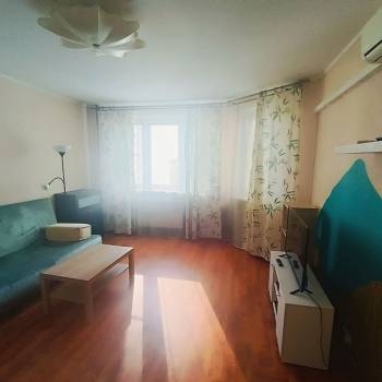 Сдается 1-комнатная квартира, 43 м²