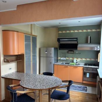 Сдается Многокомнатная квартира, 90 м²
